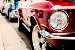 Sonstige Akustikbild ROTES OLDTIMER