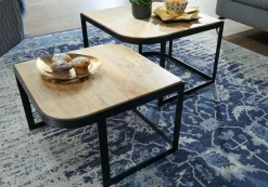 Sonstige Beistelltisch