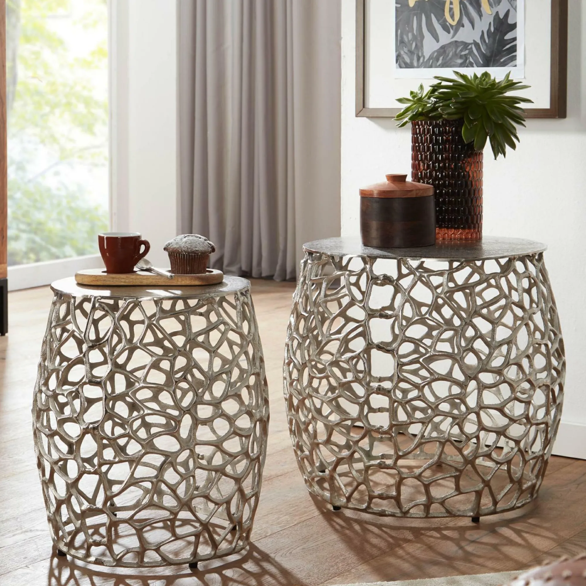 Sonstige Beistelltisch