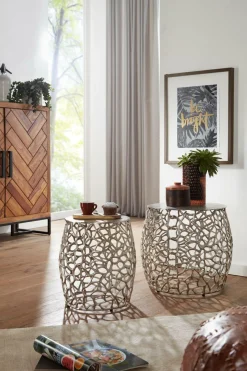 Sonstige Beistelltisch