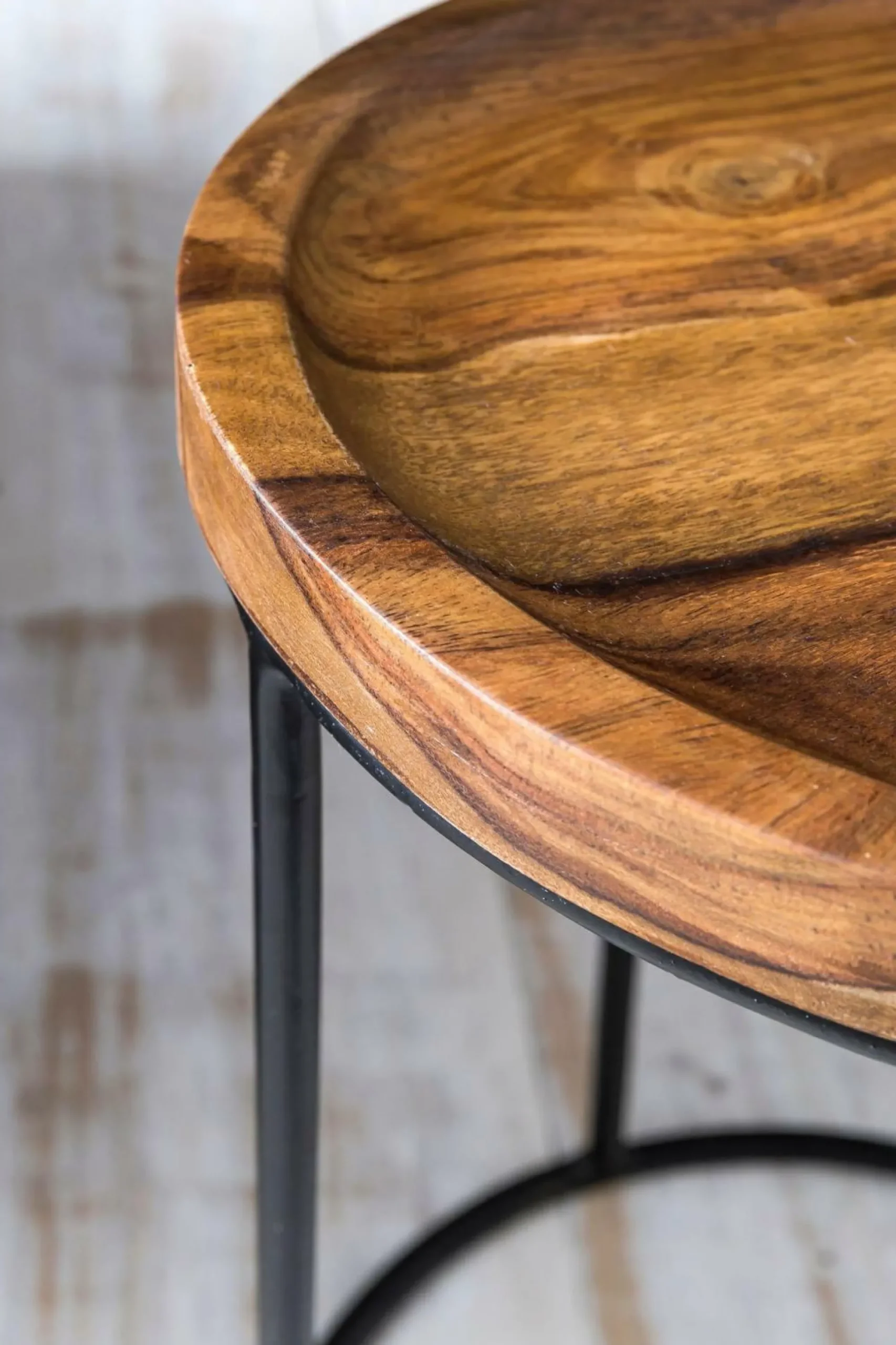 Sonstige Beistelltisch