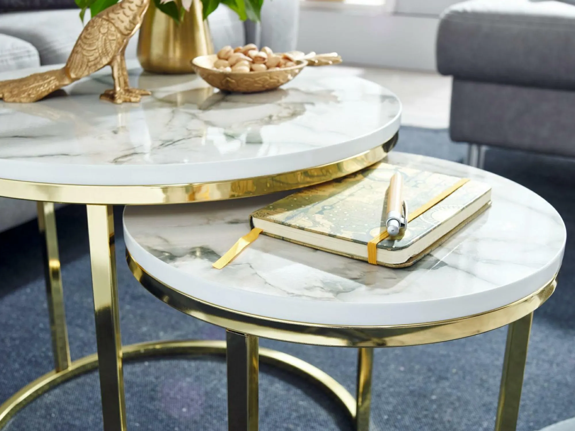 Sonstige Beistelltisch