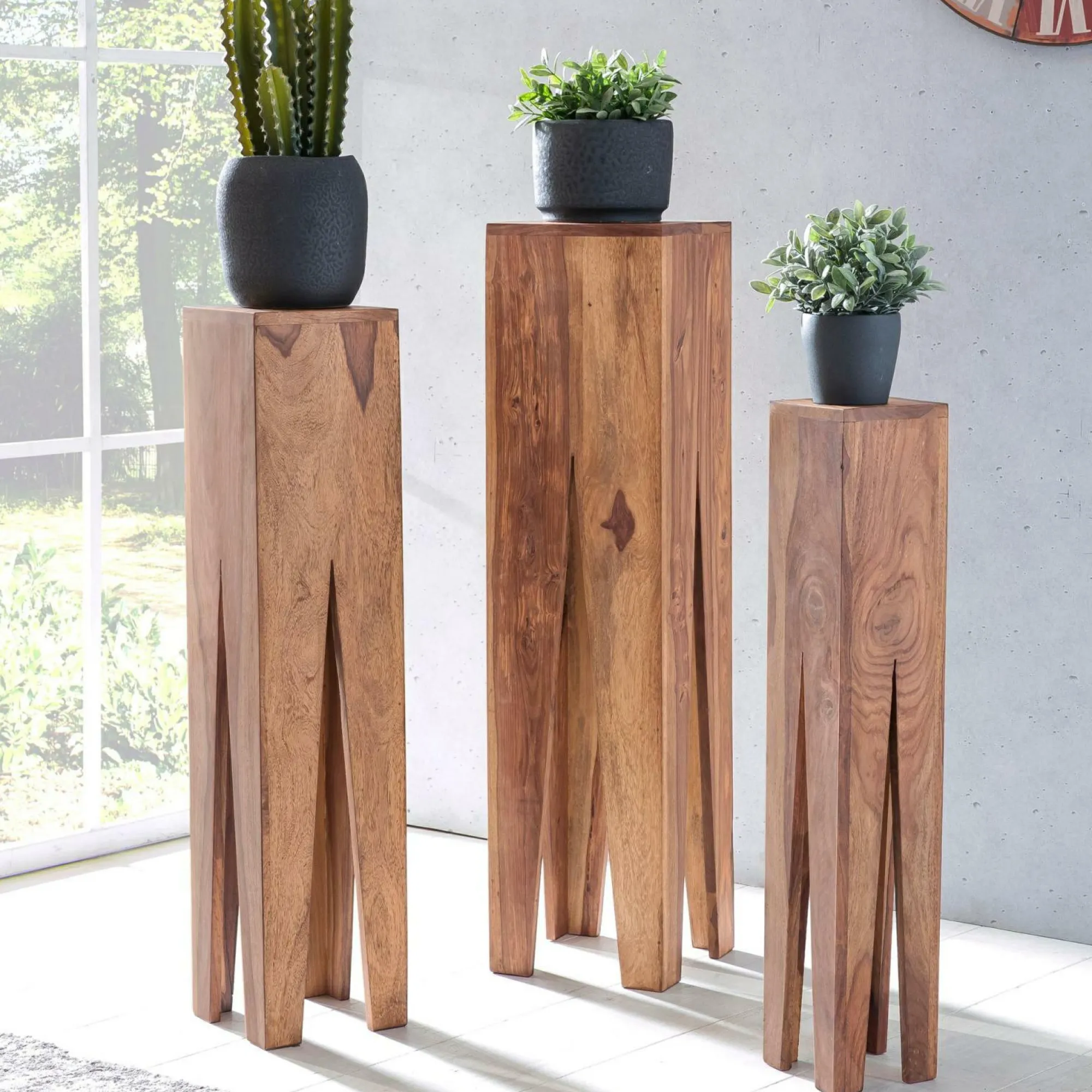 Sonstige Beistelltisch