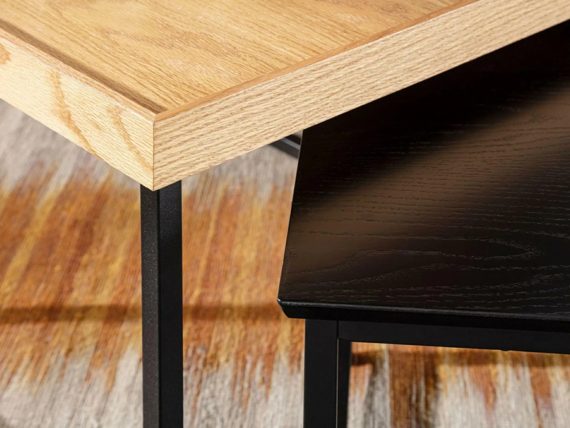 Sonstige Beistelltisch