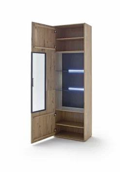 MCA Vitrine PORTLAND