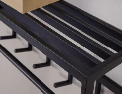 Sonstige Wandgarderobe