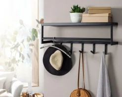 Sonstige Wandgarderobe