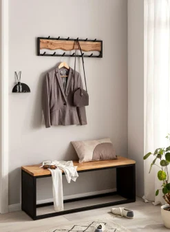 Sonstige Wandgarderobe